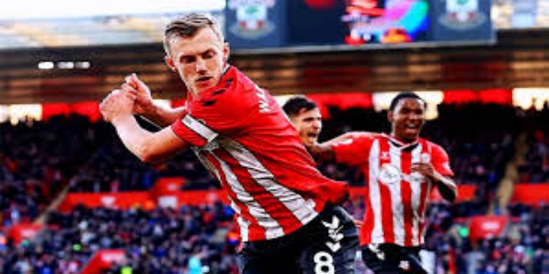 战术观察：重叠跑位VS高压逼抢-球速体育